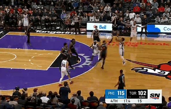 九游下载-多伦多猛龙训练开放日，清晨单刀错失引欢呼，NBA常规赛在即，轮换策略成焦点的简单介绍-九游下载